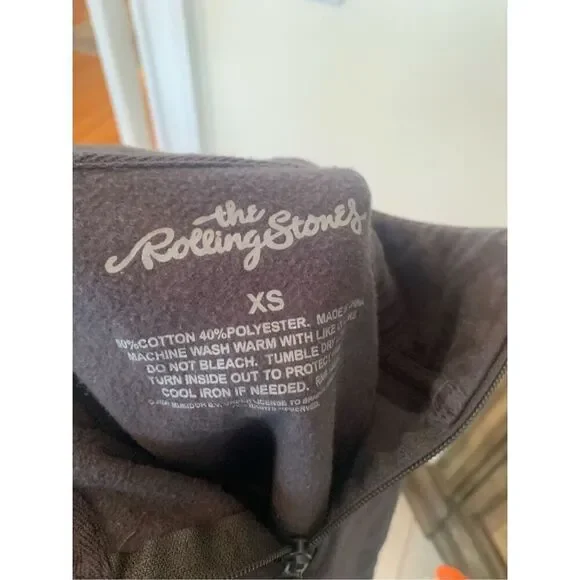 Vintage THE ROLLING STONE Women Quarter Zipper Cropped Sweatshirt Big Logo on Ba - Picture 4 of 7